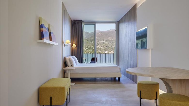 <b>Park Hotel Casimiro Village Suite</b>. Images powered by <a href="https://iceportal.shijigroup.com/" title="IcePortal" target="_blank">IcePortal</a>.