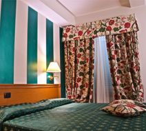 La Luna Room