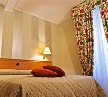 La Luna Room