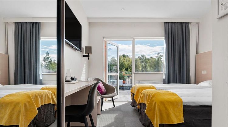 Best Western RC Hotel Room
