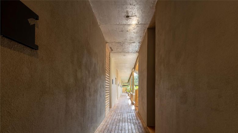 <b>Khiwane Boutique Hotel Lobby</b>. Images powered by <a href="https://iceportal.shijigroup.com/" title="IcePortal" target="_blank">IcePortal</a>.