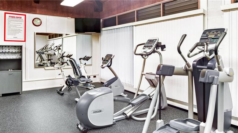 <b>Hilo Hawaiian Hotel, Trademark Collection Health</b>. Images powered by <a href="https://iceportal.shijigroup.com/" title="IcePortal" target="_blank">IcePortal</a>.
