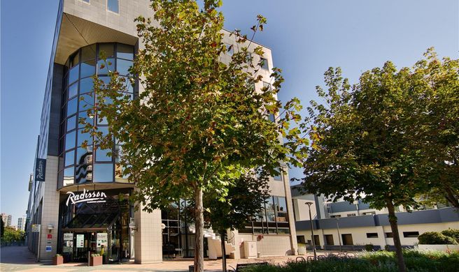 Radisson Hotel Clermont-Ferrand Exterior