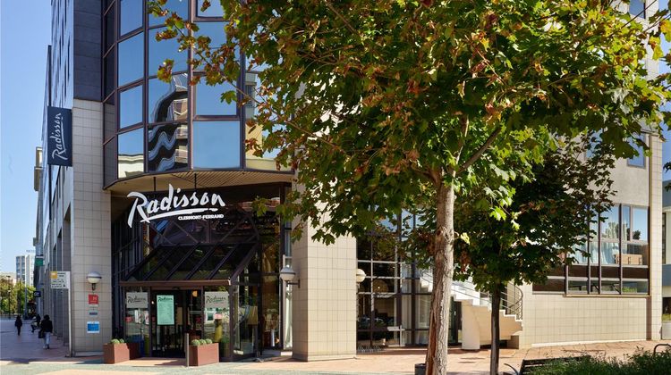 Radisson Hotel Clermont-Ferrand Exterior
