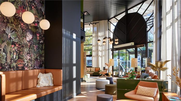 Radisson Hotel Clermont-Ferrand Lobby