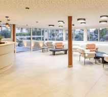 Best Western Plus Sanary Lobby
