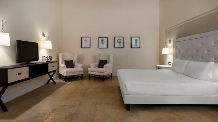 Dolce Siracusa Monasteri Golf & Spa Suite