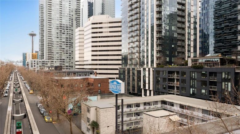 <b>The Dylan, a Baymont by Wyndham Exterior</b>. Images powered by <a href="https://iceportal.shijigroup.com/" title="IcePortal" target="_blank">IcePortal</a>.