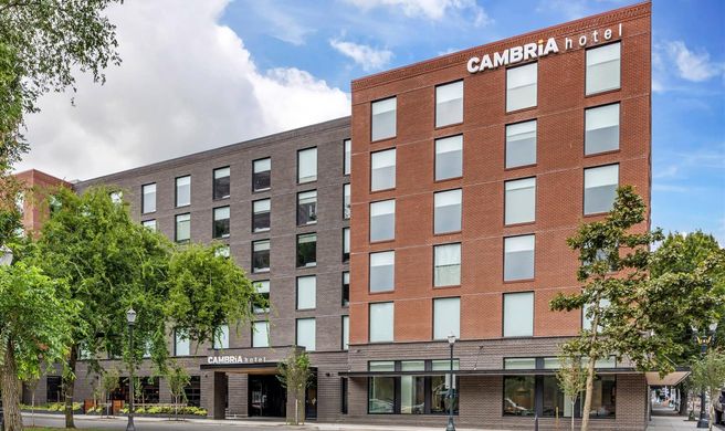 Cambria Hotel Portland-Pearl District Exterior