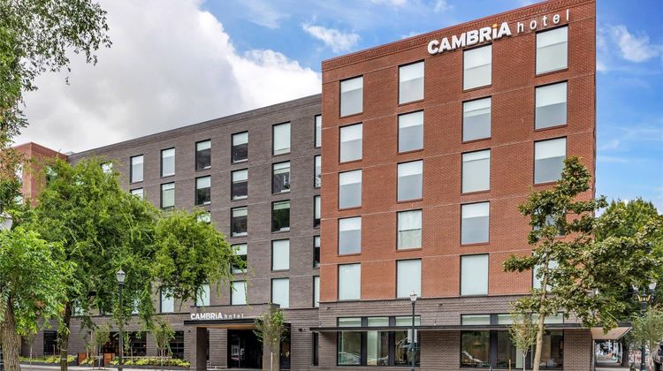 Cambria Hotel Portland-Pearl District Exterior
