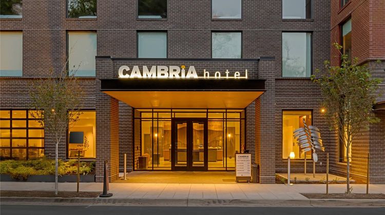 Cambria Hotel Portland-Pearl District Exterior