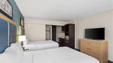 Quality Inn & Suites Charleston Plaza Room