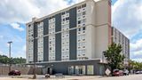 Quality Inn & Suites Charleston Plaza Exterior