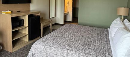 Travelodge by Wyndham Atlanta, Illinois Room