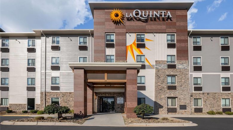 <b>La Quinta Inn & Suites Greenville Exterior</b>. Images powered by <a href="https://iceportal.shijigroup.com/" title="IcePortal" target="_blank">IcePortal</a>.