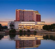 Hilton Garden Inn Dongguan Wanjiang Rd Exterior