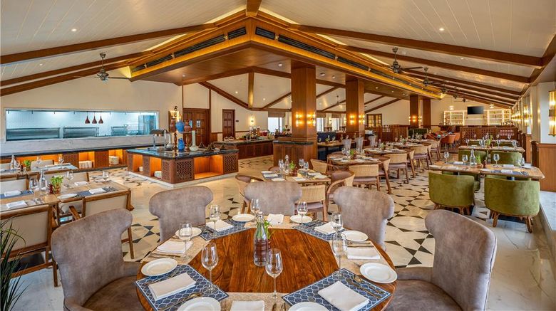 <b>Radisson Resort Mount Abu Restaurant</b>. Images powered by <a href="https://iceportal.shijigroup.com/" title="IcePortal" target="_blank">IcePortal</a>.