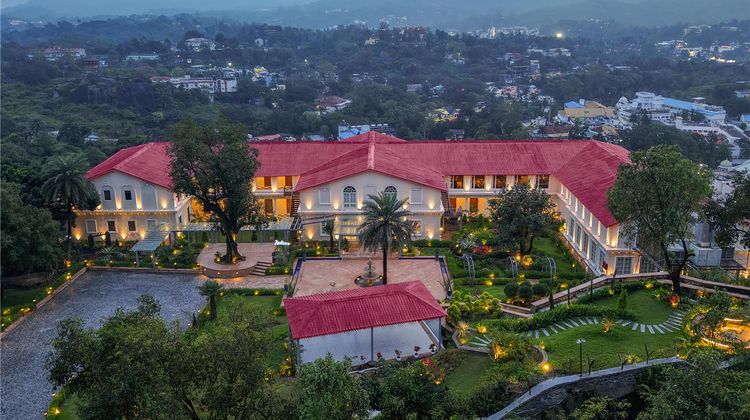 Radisson Resort Mount Abu Exterior