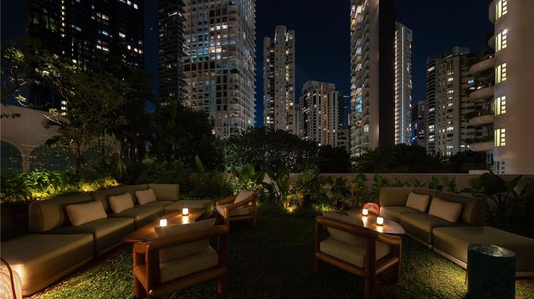 The Standard Singapore Restaurant