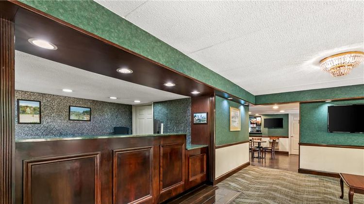 Econo Lodge Helen Lobby