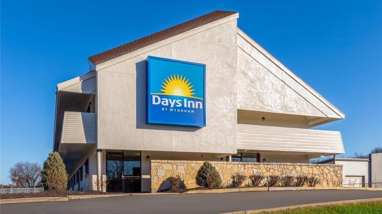 <b>Days Inn by Wyndham Kansas City Northeast Exterior</b>. Images powered by <a href="https://iceportal.shijigroup.com/" title="IcePortal" target="_blank">IcePortal</a>.