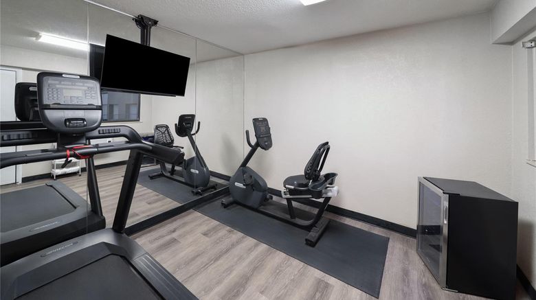 <b>Days Inn by Wyndham Kansas City Northeast Health</b>. Images powered by <a href="https://iceportal.shijigroup.com/" title="IcePortal" target="_blank">IcePortal</a>.