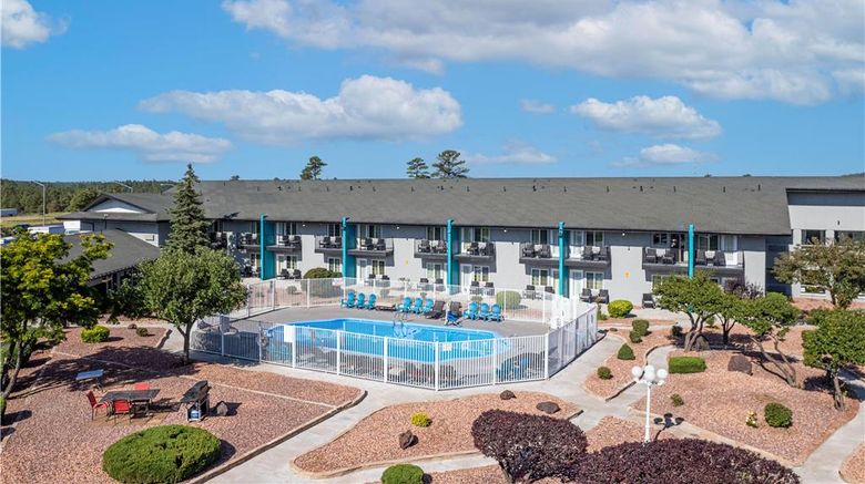 <b>Hotel Elev8 Flagstaff I-40 Pool</b>. Images powered by <a href="https://iceportal.shijigroup.com/" title="IcePortal" target="_blank">IcePortal</a>.