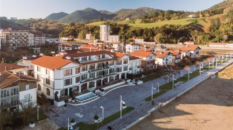 <b>Hotel Aisia Deba Exterior</b>. Images powered by <a href="https://iceportal.shijigroup.com/" title="IcePortal" target="_blank">IcePortal</a>.