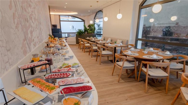 <b>Hotel Aisia Deba Restaurant</b>. Images powered by <a href="https://iceportal.shijigroup.com/" title="IcePortal" target="_blank">IcePortal</a>.