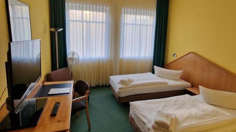 <b>Hotel A2 Schopsdorf Room</b>. Images powered by <a href="https://iceportal.shijigroup.com/" title="IcePortal" target="_blank">IcePortal</a>.