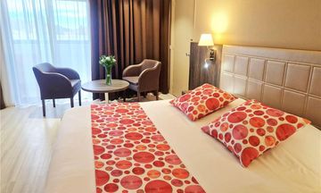 Ariane Hotel Fos