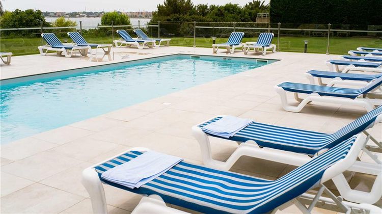 Ariane Hotel Fos Pool