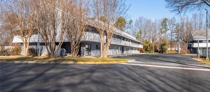 Days Inn by Wyndham Charlotte University Exterior