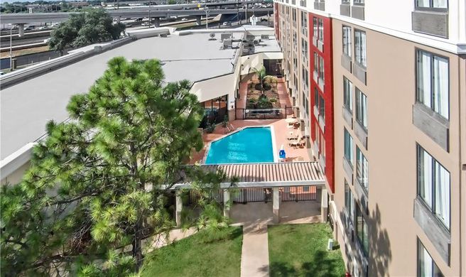 Wyndham Houston Sugarland Exterior