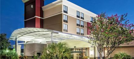 Wyndham Houston Sugarland Exterior