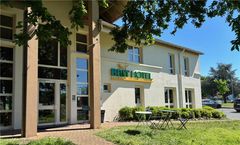 Brit Hotel Essentiel Cholet