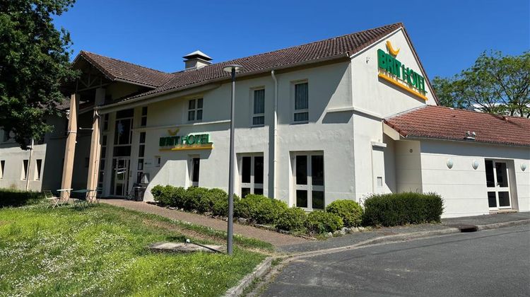 Brit Hotel Essentiel Cholet Exterior