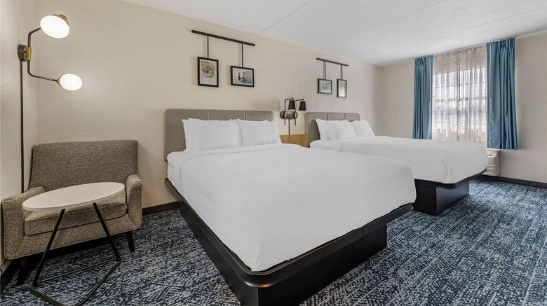 <b>Sleep Inn & Suites Merrillville Suite</b>. Images powered by <a href="https://iceportal.shijigroup.com/" title="IcePortal" target="_blank">IcePortal</a>.