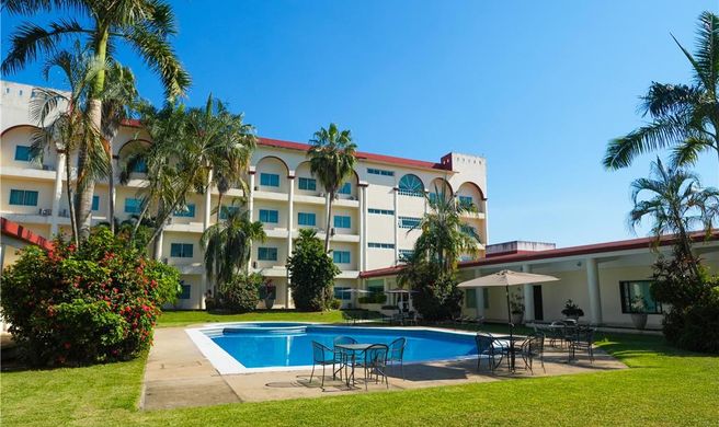 Days Inn by Wyndham Tuxtepec Exterior