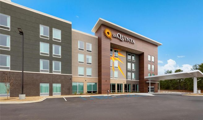 La Quinta Inn & Suites Athens I-65 Exterior