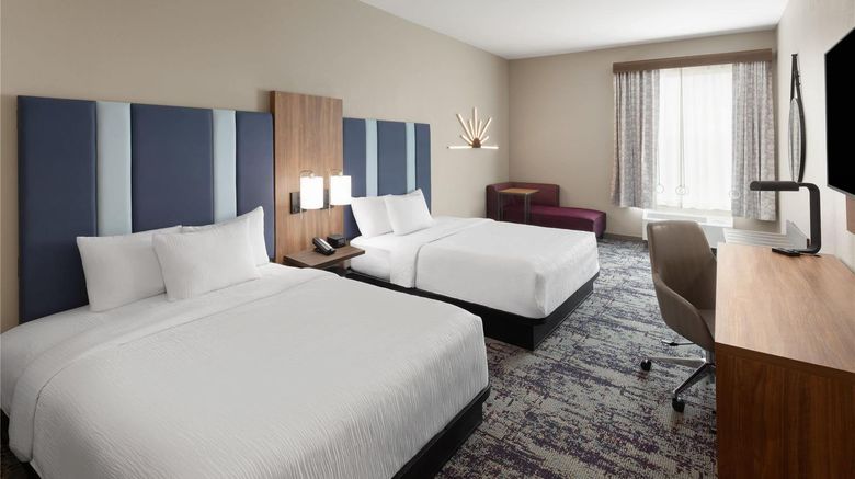 <b>La Quinta Inn & Suites Athens I-65 Room</b>. Images powered by <a href="https://iceportal.shijigroup.com/" title="IcePortal" target="_blank">IcePortal</a>.