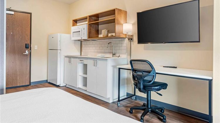 Extended Stay America Premier Suites Yum Room