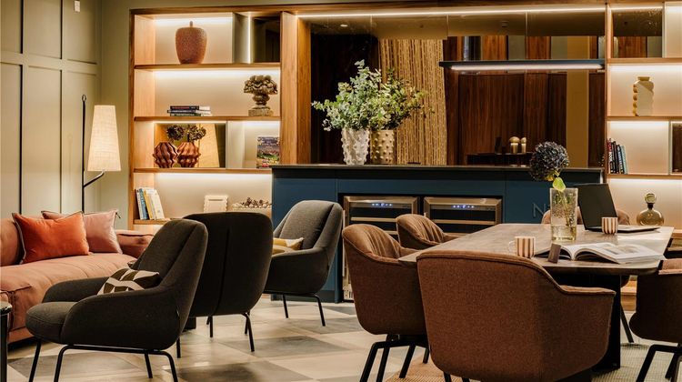 Wellington Hotel, Aberdeen Lobby
