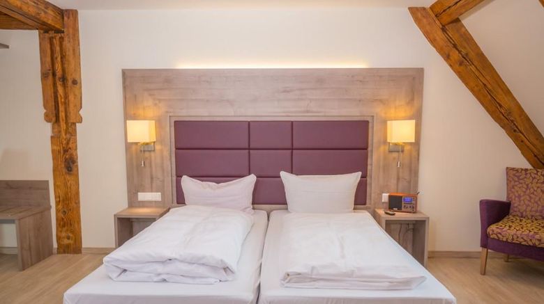 <b>Sternen Hotel & Restaurant Room</b>. Images powered by <a href="https://iceportal.shijigroup.com/" title="IcePortal" target="_blank">IcePortal</a>.