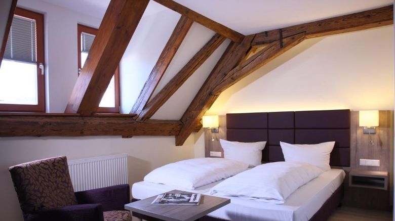 <b>Sternen Hotel & Restaurant Room</b>. Images powered by <a href="https://iceportal.shijigroup.com/" title="IcePortal" target="_blank">IcePortal</a>.
