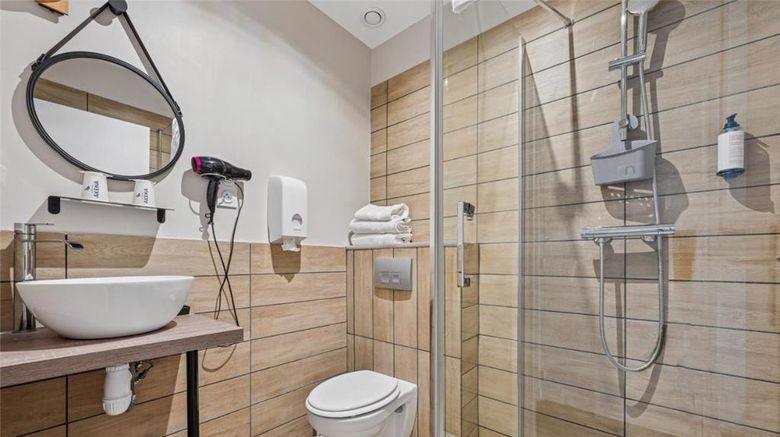 <b>Hotel Restaurant Les Cedres Room</b>. Images powered by <a href="https://iceportal.shijigroup.com/" title="IcePortal" target="_blank">IcePortal</a>.