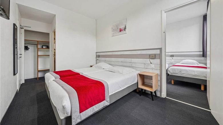 <b>Hotel Restaurant Les Cedres Room</b>. Images powered by <a href="https://iceportal.shijigroup.com/" title="IcePortal" target="_blank">IcePortal</a>.