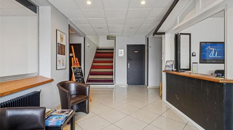 <b>Hotel Restaurant Les Cedres Lobby</b>. Images powered by <a href="https://iceportal.shijigroup.com/" title="IcePortal" target="_blank">IcePortal</a>.
