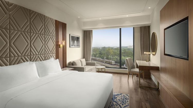 Radisson Hotel Delhi MG Road Room