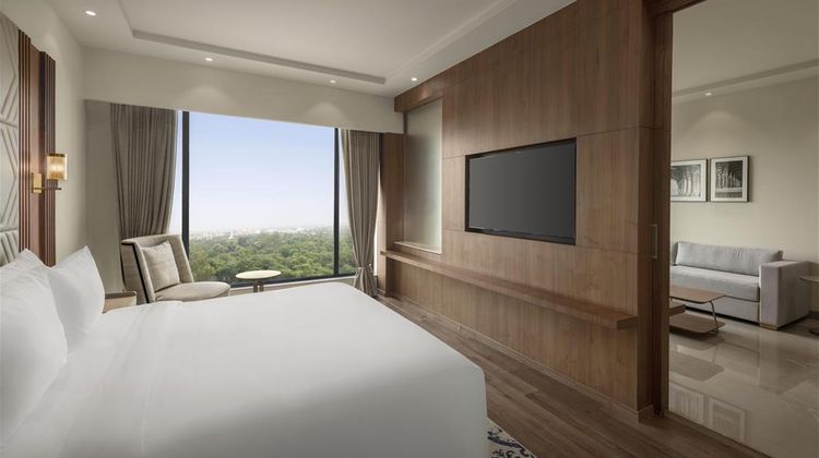 Radisson Hotel Delhi MG Road Suite